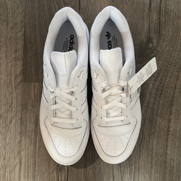 Adidas White Rivalry Low Men’s Shoe - Picture 3 of 4